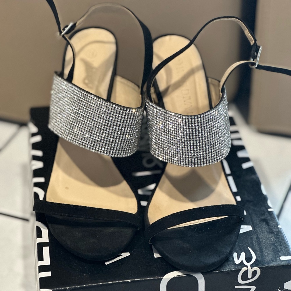Elegant Black and Silver Women's Sandals